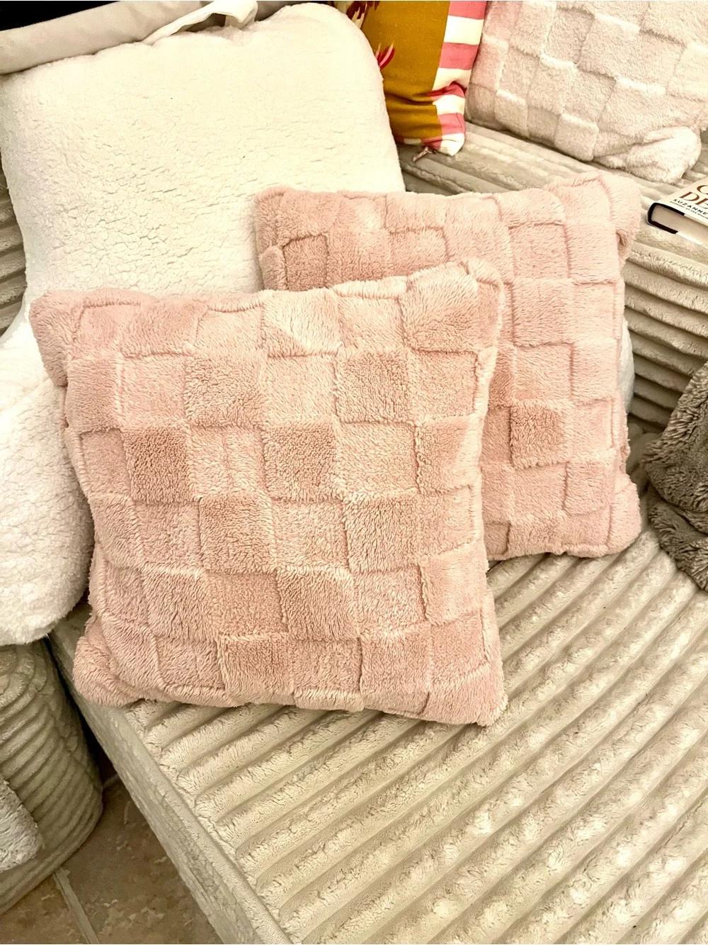 Sale! Plush Soft Pink Checkerboard Decor Throw Pillow - Cozy Home Accent—NWOT